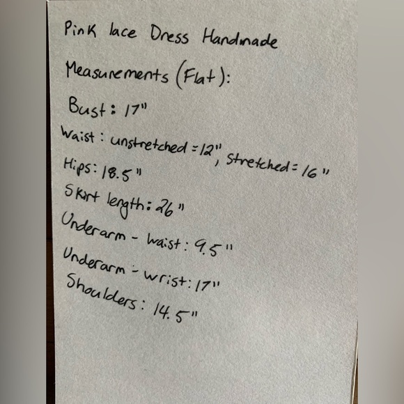 Pink handmade lace dress - Picture 5 of 5